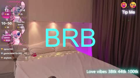 Snapshot of tracy_tay1or chatting on 10, 1, 2025 Tracy GMT2 Mon 3 AM - 4 PM Tue 3 AM - 4 PM Wed 3 AM - 4 PM Thur 3 AM - 4 PM Fri 3 AM - 4 PM online show from 10, 1, 2025