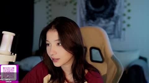 Snapshot of traharaaa chatting on 22, 9, 2025 Ariana and Erik online show from 22, 9, 2025