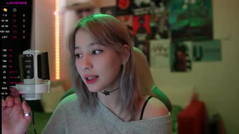 Snapshot of traharaaa chatting on 20, 3, 2026 Ariana and Erik online show from 20, 3, 2026