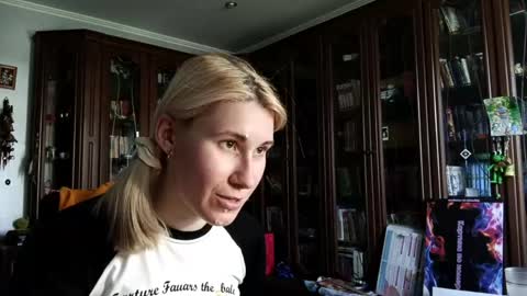 Lesly online show from 23, 5, 2026