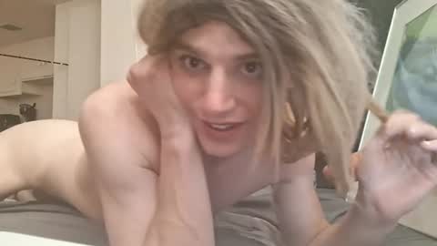 Snapshot of transhottie02 chatting on 14, 7, 2026 transhottie02 online show from 14, 7, 2026