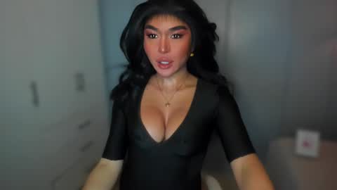 ALMIGHTY GODDESS VALENTINA online show from 1, 12, 2024