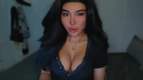 ALMIGHTY GODDESS VALENTINA online show from 5, 3, 2025