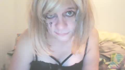 traphouseslutbunny4fun online show from 7, 12, 2024
