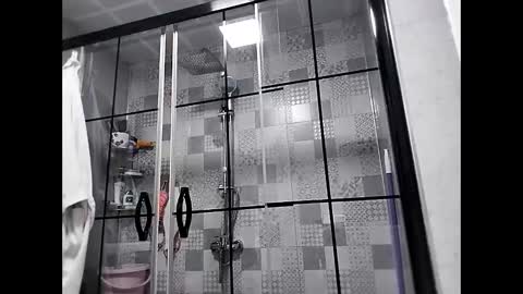 Big Head Cock online show from 9, 2, 2026