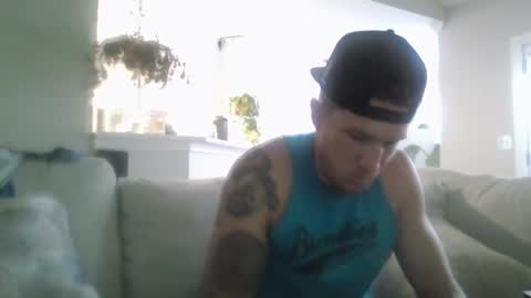 Snapshot of trash_man1989 chatting on 5, 1, 2025 trash_man1989 online show from 5, 1, 2025