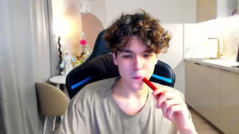 travisrivas online show from 3, 12, 2025