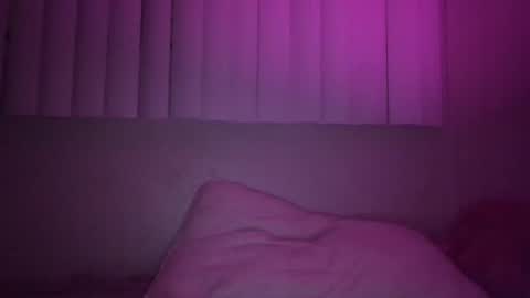 Snapshot of treasure7803 chatting on 2, 11, 2025 TreasureDelight online show from 2, 11, 2025