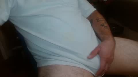 Snapshot of treasured_trash chatting on 8, 7, 2026 Dilly Dally online show from 8, 7, 2026
