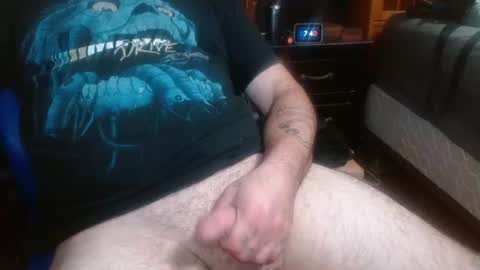Snapshot of treasured_trash chatting on 12, 7, 2026 Dilly Dally online show from 12, 7, 2026