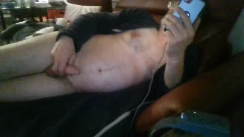 Snapshot of trebgeis1 chatting on 23, 4, 2026 trebgeis1 online show from 23, 4, 2026