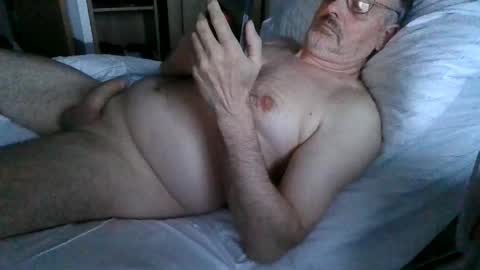 Snapshot of trebgeis1 chatting on 13, 5, 2026 trebgeis1 online show from 13, 5, 2026