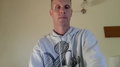 Snapshot of trebo00788 chatting on 12, 10, 2025 trebo00788 online show from 12, 10, 2025