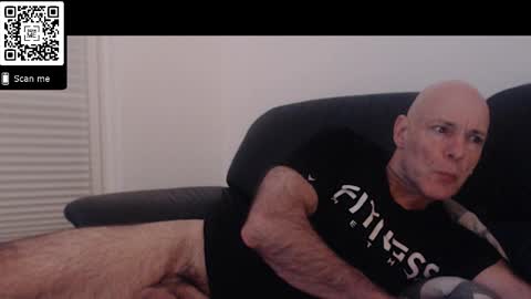 Snapshot of treimann chatting on 23, 11, 2025 Thorcci online show from 23, 11, 2025