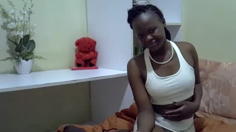 Snapshot of trendybooty chatting on 27, 10, 2025 tendybooty online show from 27, 10, 2025