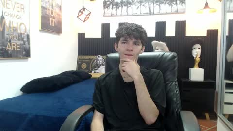Snapshot of trevor_mob chatting on 4, 6, 2026 trevor_mob online show from 4, 6, 2026