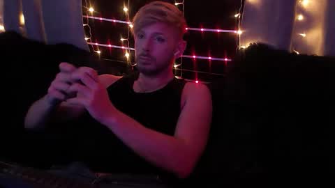 Snapshot of trevtone6 chatting on 7, 1, 2026 Trev Tone online show from 7, 1, 2026