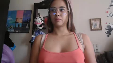 Snapshot of triana_bell chatting on 28, 2, 2026 triana_bell online show from 28, 2, 2026