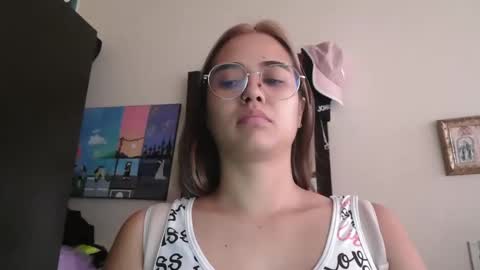 triana_bell online show from 6, 3, 2026