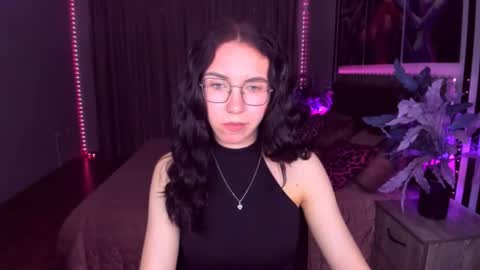 Snapshot of triciadaisy chatting on 19, 6, 2026 TriciaDaisy online show from 19, 6, 2026