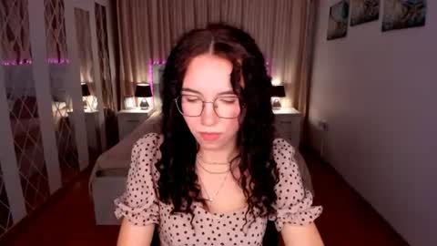 Snapshot of triciadaisy chatting on 14, 7, 2026 TriciaDaisy online show from 14, 7, 2026
