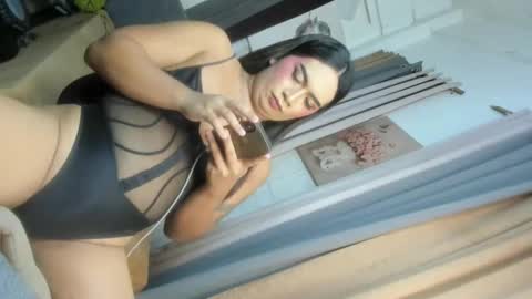 Tricxie online show from 9, 3, 2025