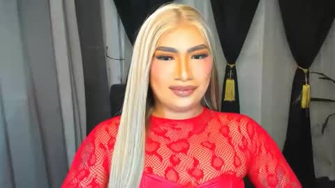 Tricxie online show from 8, 10, 2025