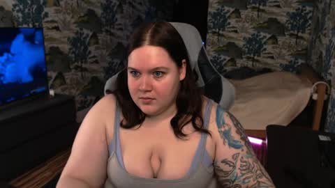 Snapshot of trinititi chatting on 7, 5, 2026 Tina online show from 7, 5, 2026