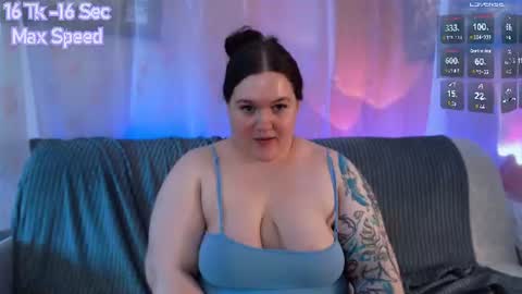 Snapshot of trinititi chatting on 28, 7, 2026 Tina online show from 28, 7, 2026