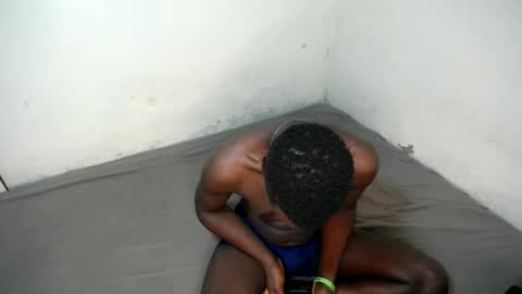 Trisboo5 online show from 8, 12, 2024