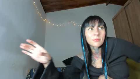 Snapshot of tristan_fantasycam22 chatting on 11, 4, 2026 Tristan And Samara online show from 11, 4, 2026