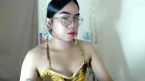 trixie_foxslut online show from 23, 11, 2025