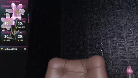 trixxiee_ online show from 25, 2, 2025