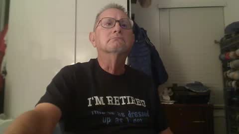 Snapshot of troffer1020 chatting on 11, 11, 2025 Troffer online show from 11, 11, 2025
