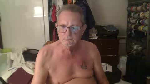 Snapshot of troffer1020 chatting on 3, 12, 2025 Troffer online show from 3, 12, 2025