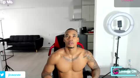 Snapshot of troywesly_ chatting on 13, 7, 2026 Troy wesly online show from 13, 7, 2026