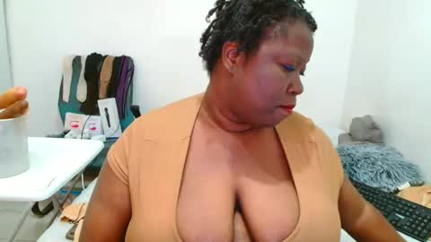 TrueBella30 online show from 18, 10, 2025