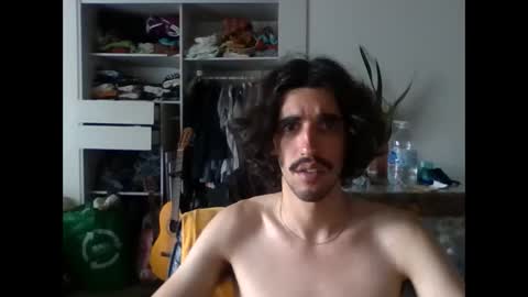 Snapshot of trueblove chatting on 1, 1, 2025 trueblove online show from 1, 1, 2025