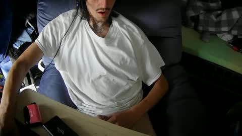 truewoodpecker online show from 15, 9, 2025