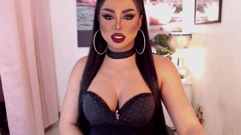 Snapshot of tsdarkdevon chatting on 22, 2, 2025 tsdarkdevon online show from 22, 2, 2025