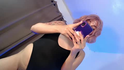 Julian online show from 24, 2, 2025