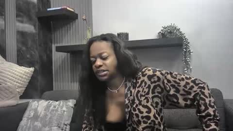 Lexi Longg online show from 7, 4, 2026