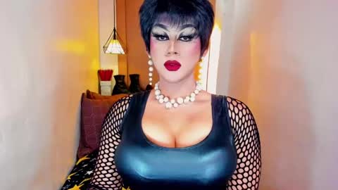 Nicoleeee online show from 18, 4, 2026