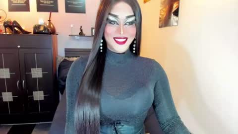 Nicoleeee online show from 7, 8, 2026