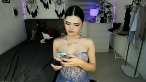 Snapshot of tstoni_talks chatting on 7, 6, 2026 tstoni_talks online show from 7, 6, 2026