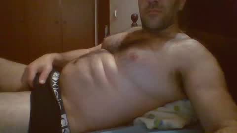Snapshot of tuga_man_ chatting on 2, 2, 2025 tuga man online show from 2, 2, 2025
