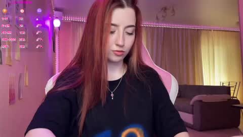 Snapshot of tutti_cutieee chatting on 23, 6, 2026 Nika online show from 23, 6, 2026