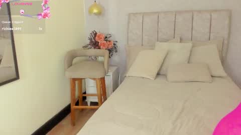Snapshot of tutu_milf chatting on 13, 6, 2026 Tutu online show from 13, 6, 2026