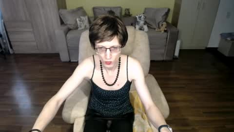 Clementine online show from 6, 4, 2026