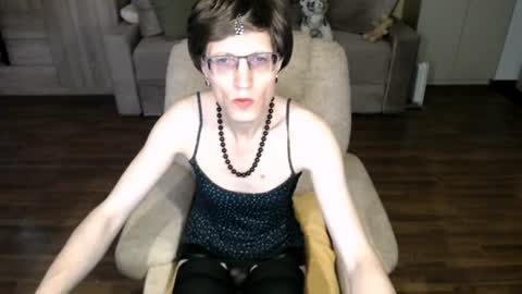 Snapshot of tvclementine chatting on 19, 7, 2026 Clementine online show from 19, 7, 2026